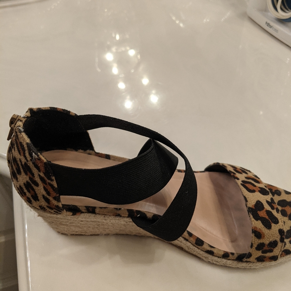 Shoes - Picture 2 of 5